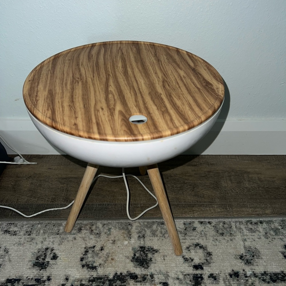 Floor diffuser